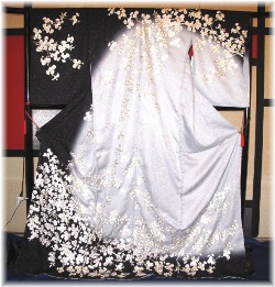 総刺繍桜訪問着
